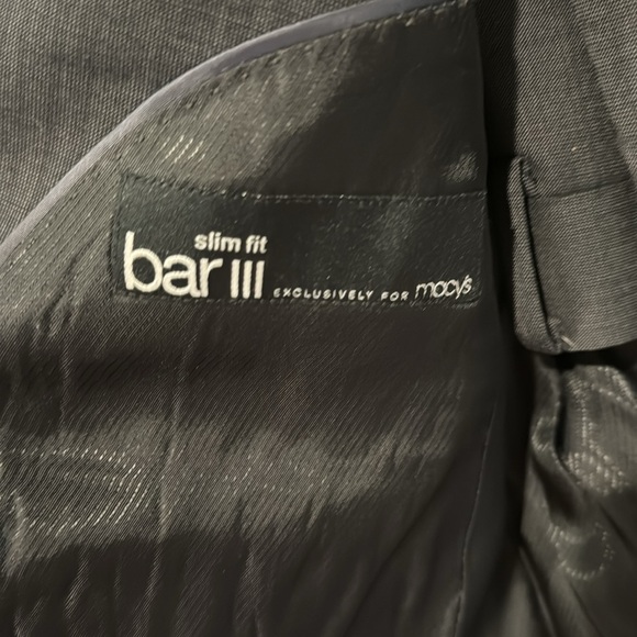 Bar III suit - Picture 2 of 3